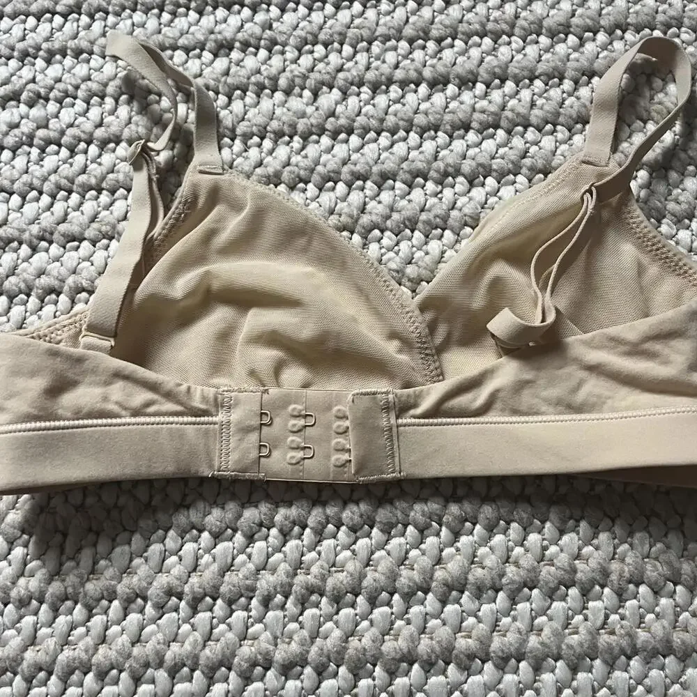 Skims Fits Everybody Triangle Bralette - Picture 2 of 3